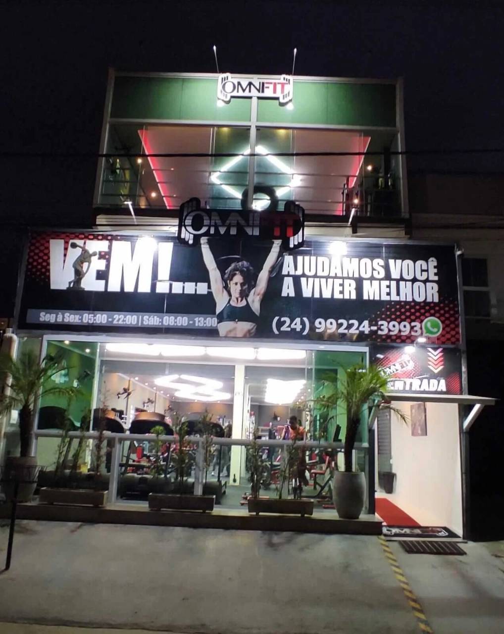 Fachada da Academia OmniFit em Resende